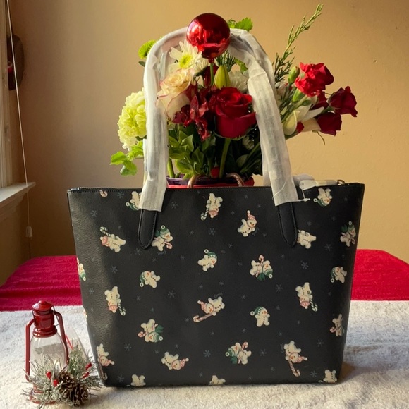 ☃️ COACH ZIP TOP TOTE WITH SNOWMAN PRINT ☃️ - Picture 5 of 16